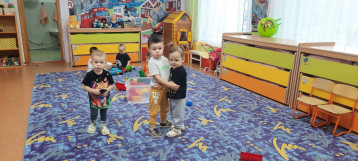 "Международный день объятий" "Международный день объятий".